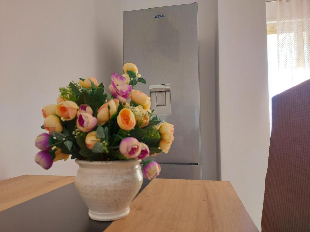 Bral Apartment 7 - Two-Bedroom With Seaview Δυρράχιο Εξωτερικό φωτογραφία