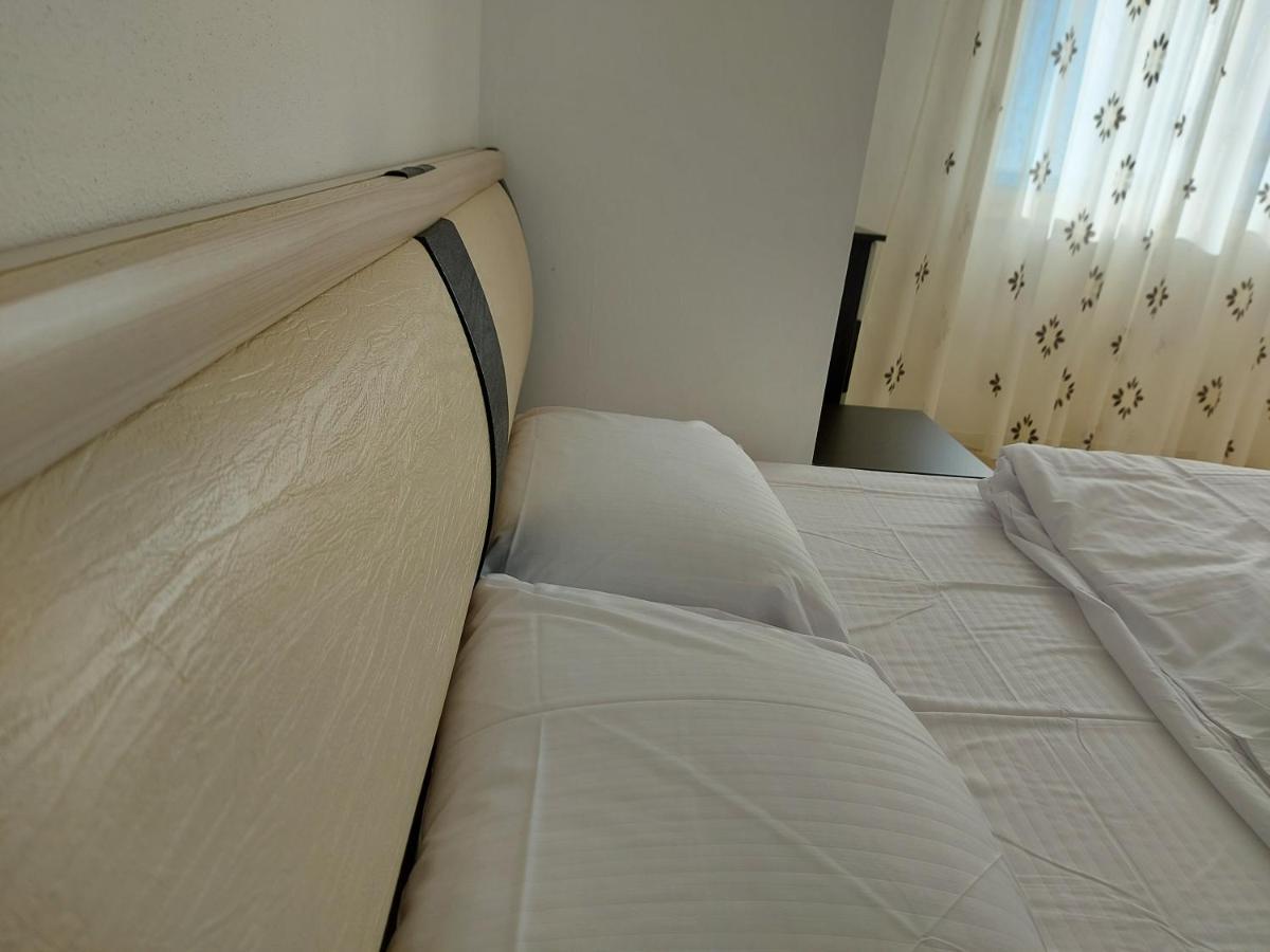 Bral Apartment 7 - Two-Bedroom With Seaview Δυρράχιο Εξωτερικό φωτογραφία