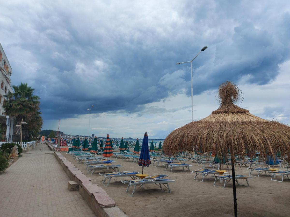 Bral Apartment 7 - Two-Bedroom With Seaview Δυρράχιο Εξωτερικό φωτογραφία